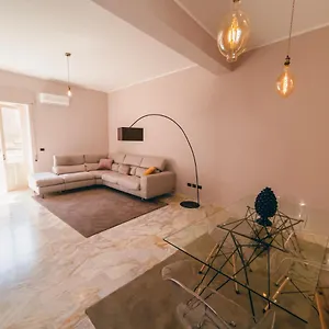 Ficu Palace Dom wakacyjny