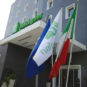 Milan Nord Zara By Ihg **** Cinisello Balsamo