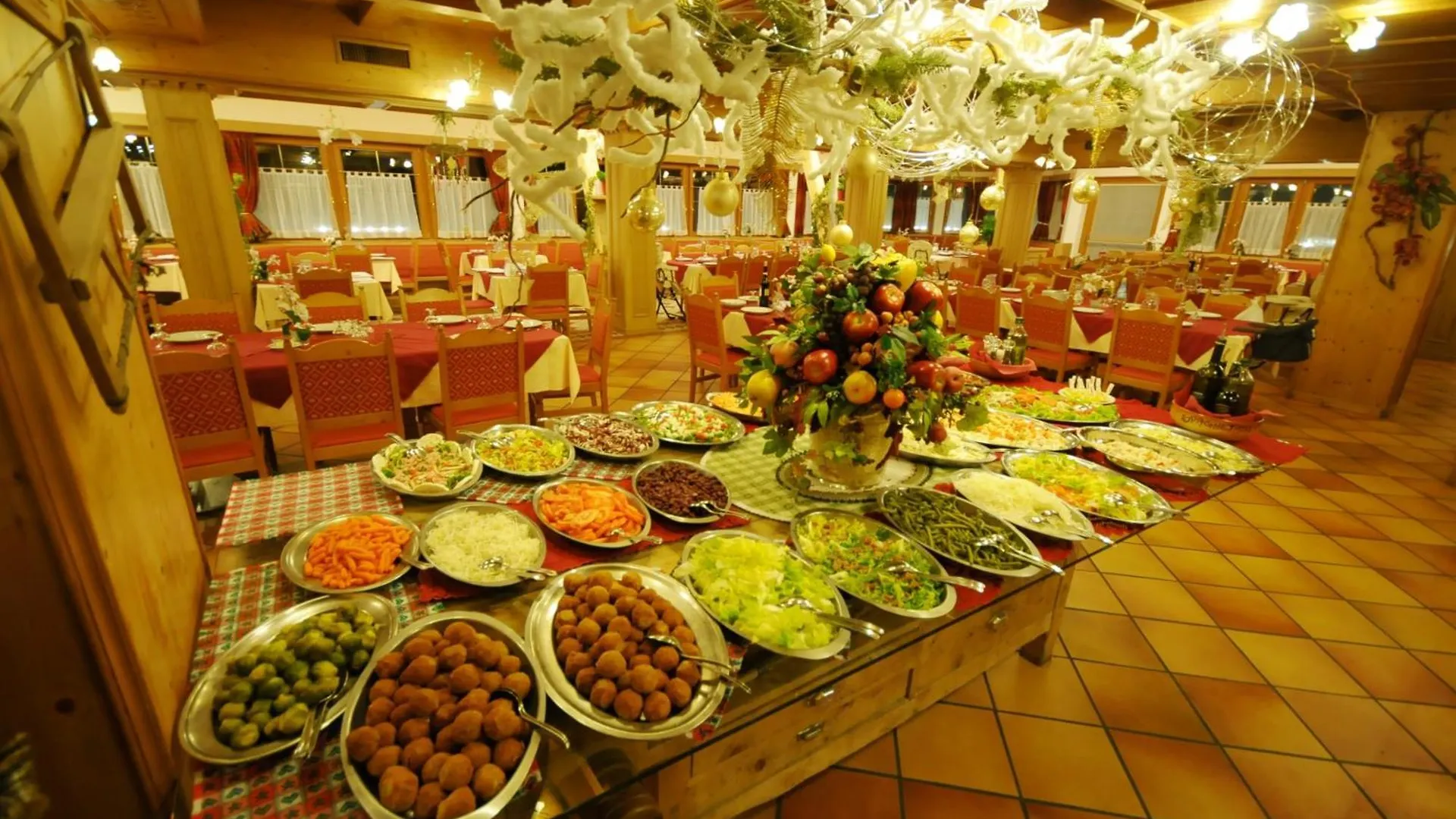 Sporting Hotel Passo del Tonale 3*,  Italy